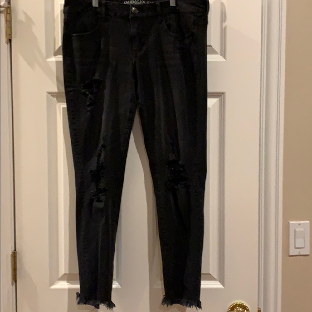 American Eagle Black Ripped Jeggings